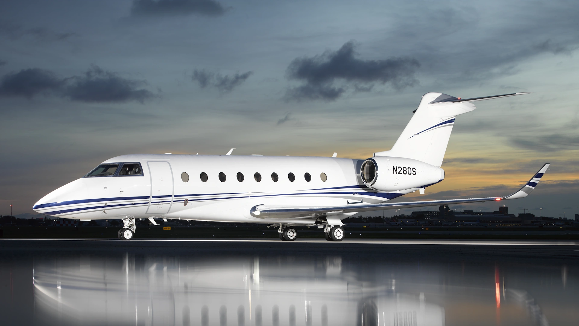 Alerion Gulfstream G280 - N280S available for private charter by Alerion Aviation.